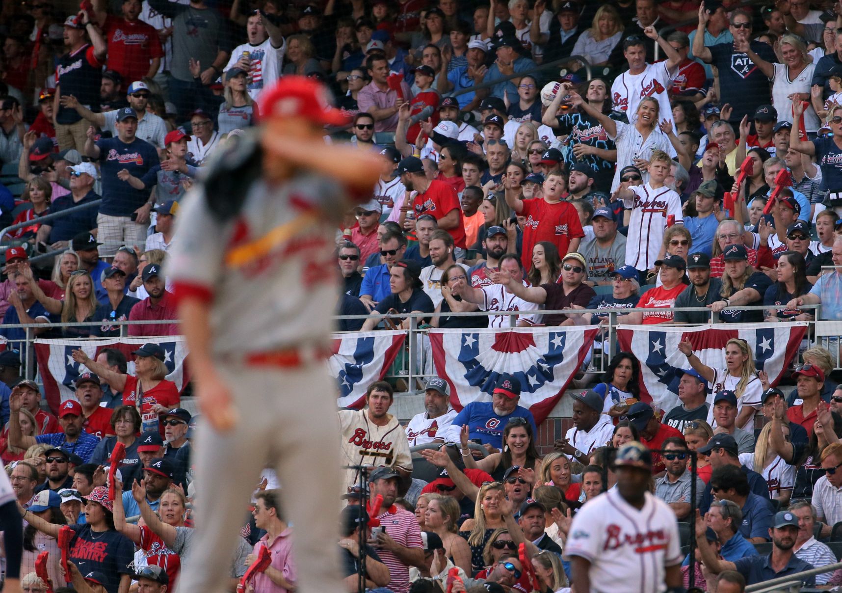 Fans chop cheer during NLDS Game 5 vs. Braves